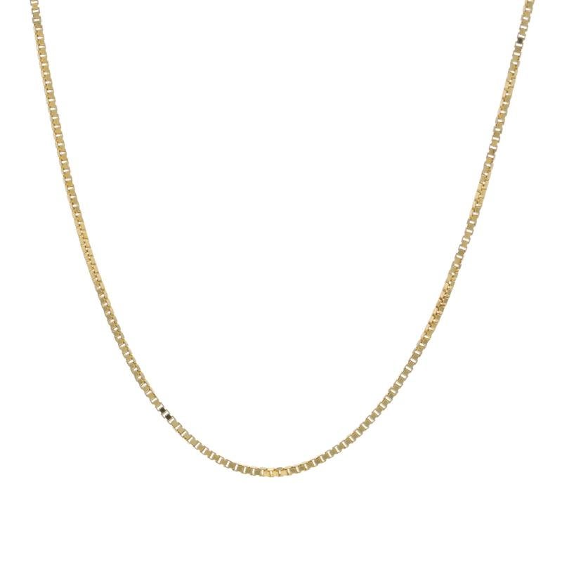 Contenido de metal: Oro amarillo de 14 quilates

Estilo de cadena: Caja
Estilo de collar: Cadena
Tipo de cierre: Cierre de anilla

Medidas

Longitud: 19 3/4