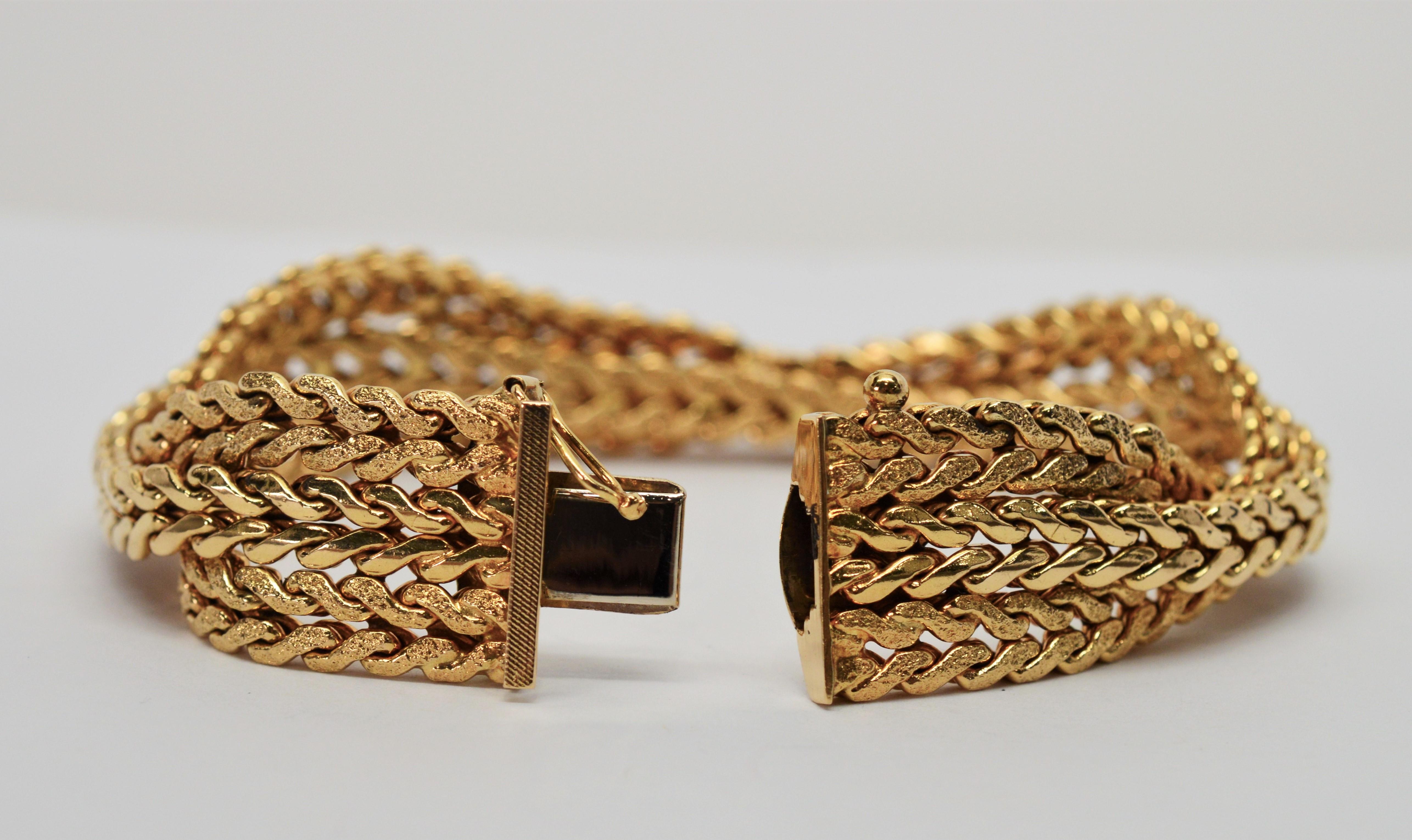 Italian 18 Karat Yellow Gold Braided Herringbone Wrap Chain Bracelet In Excellent Condition For Sale In Mount Kisco, NY