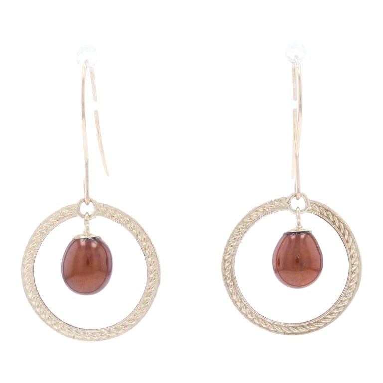 Pendants d
oreilles en or jaune avec perles d
eau douce brunes en forme de cercle, 10 carats perlés