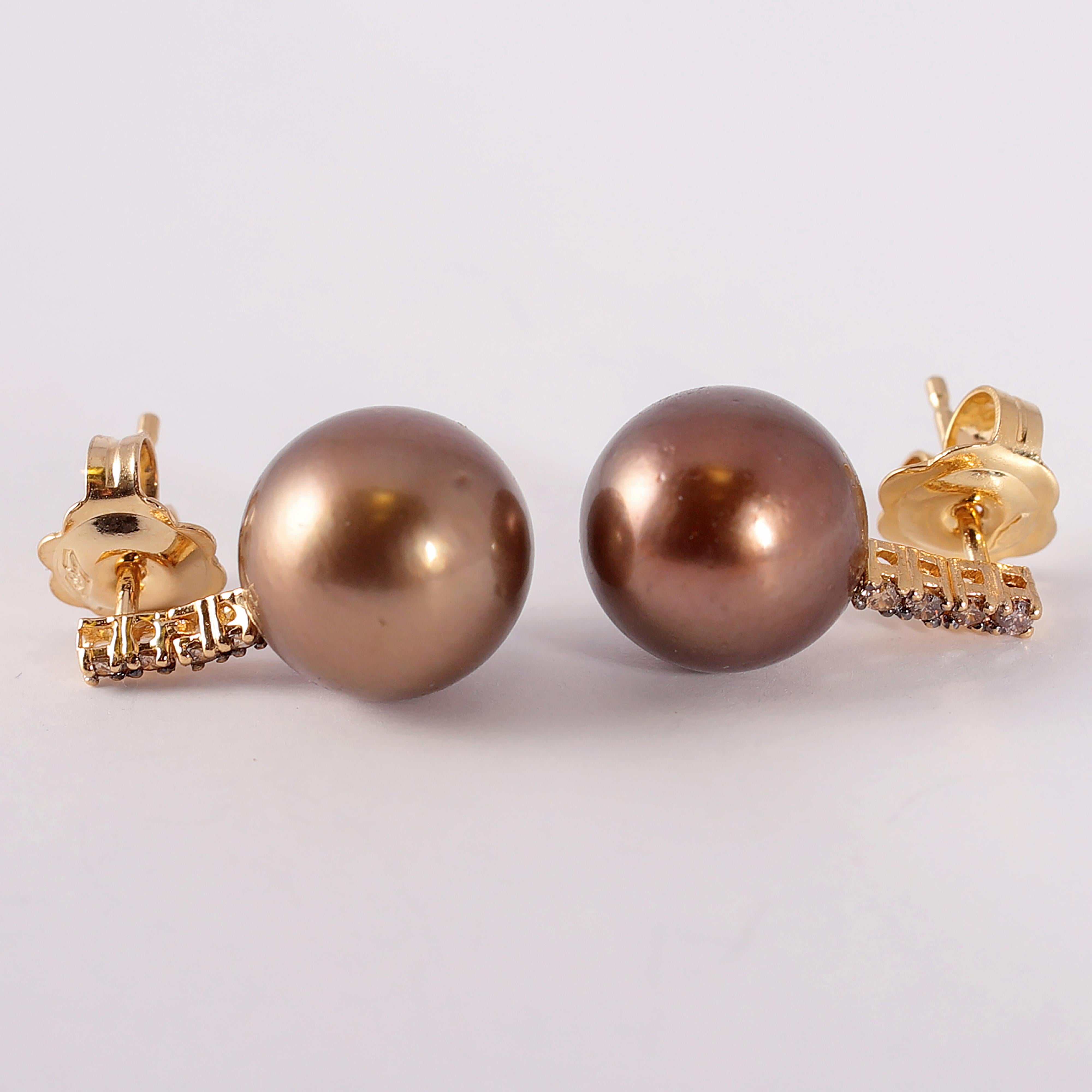 brown pearl stud earrings