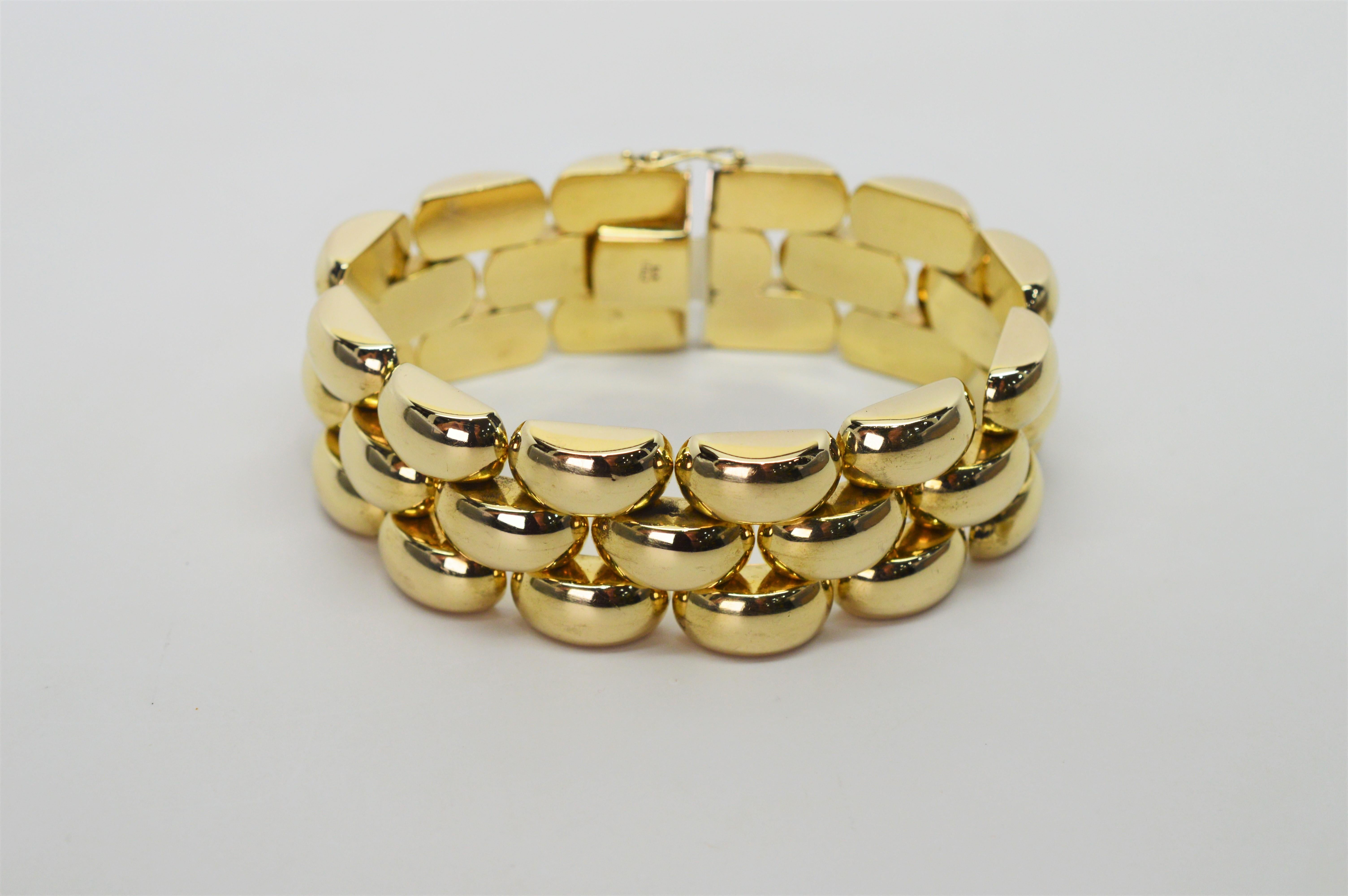 Retro 14 Karat Yellow Gold Bubble Link Bracelet In Excellent Condition For Sale In Mount Kisco, NY