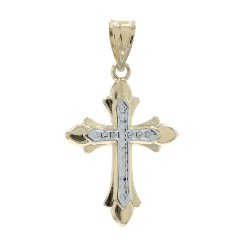 Contenuto metallico: Oro giallo 14k e oro bianco 14k

Tema: Croce gemmata, Fede

Misure

Altezza (dalla cauzione fissa): 31/32