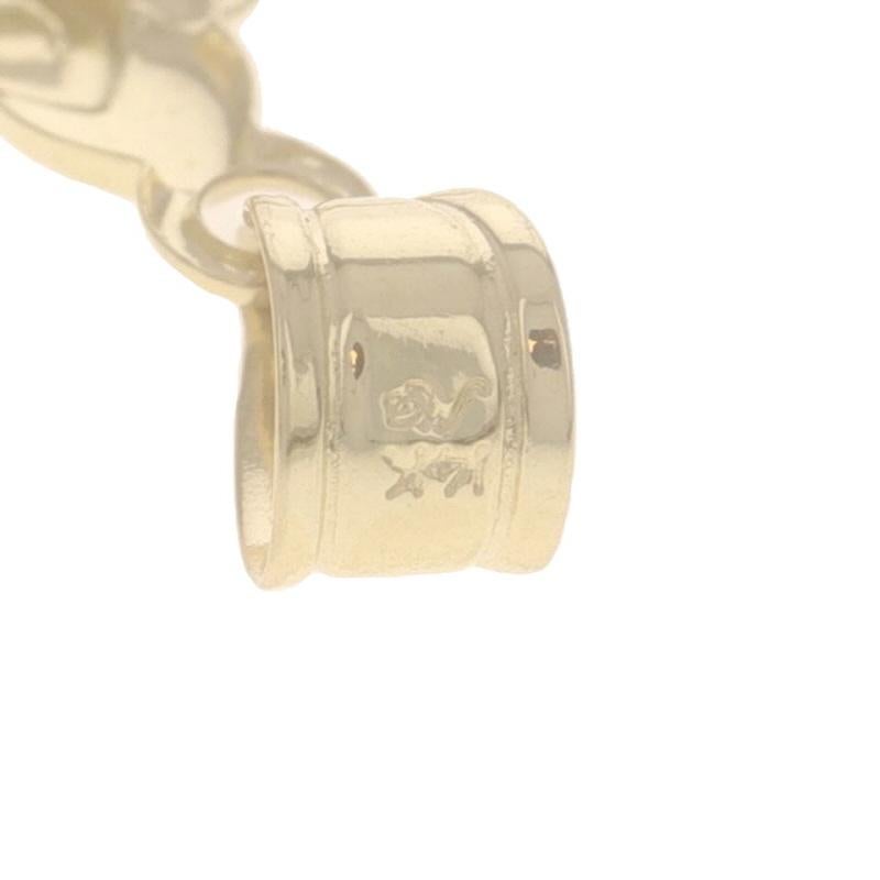 Ciondolo a forma di croce in oro giallo 14k Faith in vendita 1