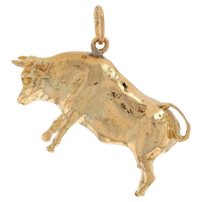 Bull Charm aus Gelbgold - 14k Rinder-Bovine