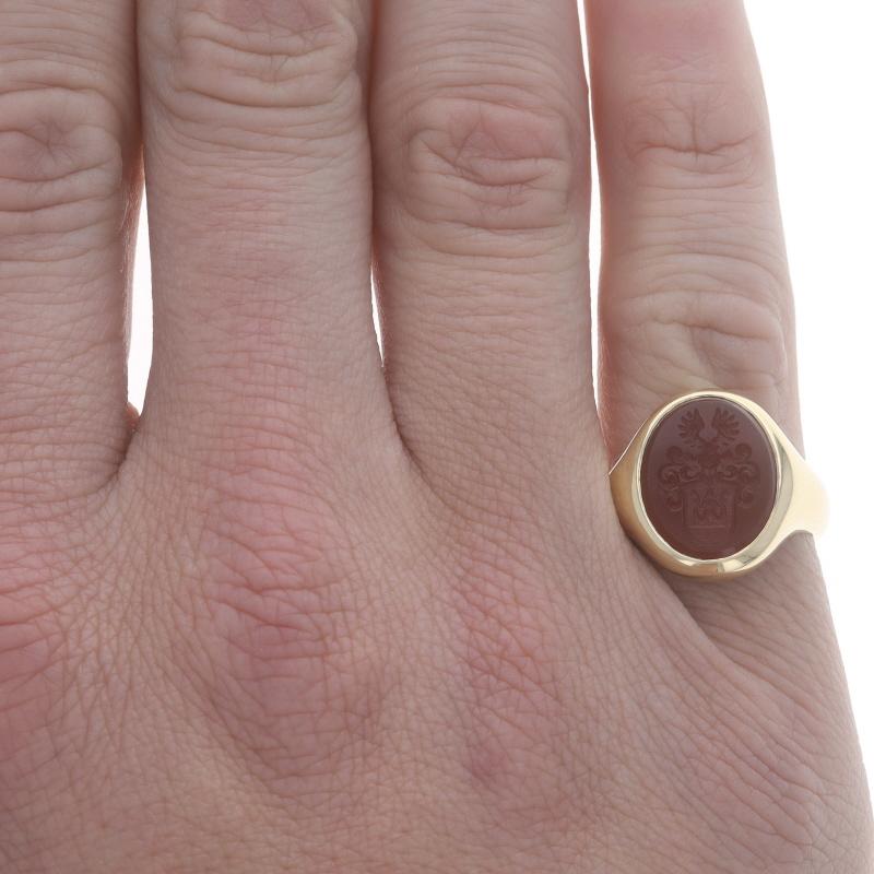 Oval Cut Yellow Gold Carnelian Crest Signet Men's Ring - 18k Intaglio Coat of Arms For Sale
