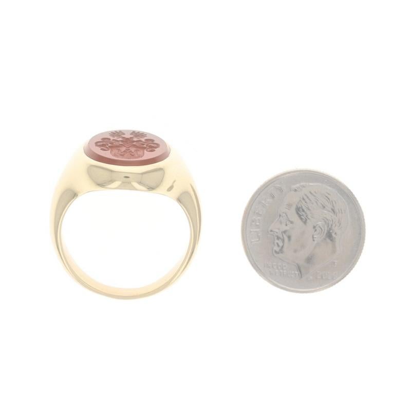 Yellow Gold Carnelian Crest Signet Men's Ring - 18k Intaglio Coat of Arms For Sale 2