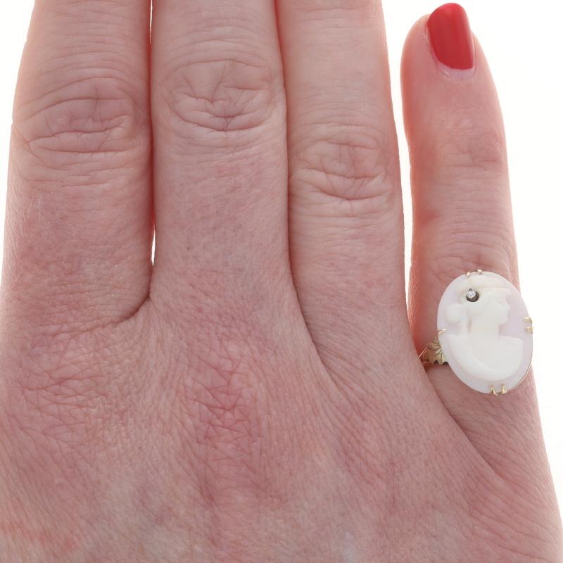 Taille simple Bague en or jaune 10k En Habille SZ 4 3/4 Diamant Art Deco Shell Cameo en vente
