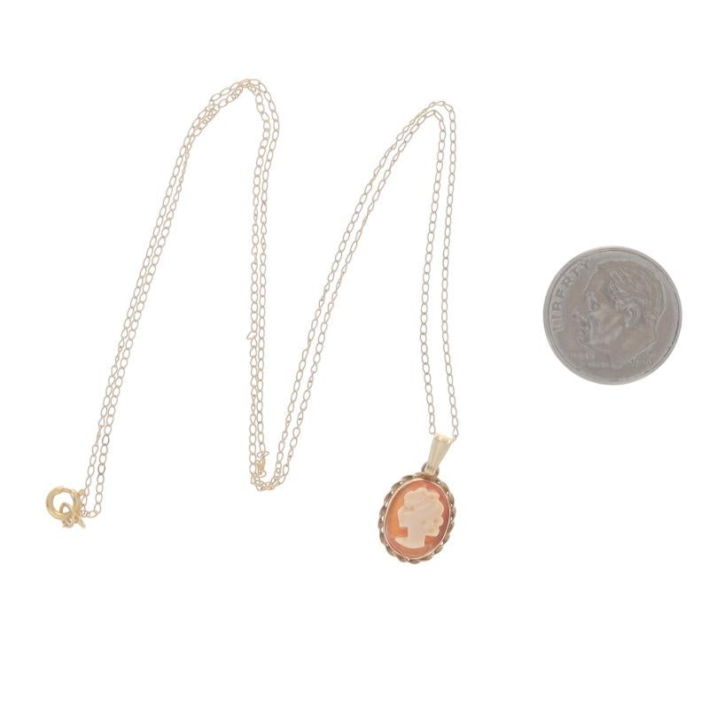Yellow Gold Carved Shell Cameo Vintage Pendant Necklace 18
