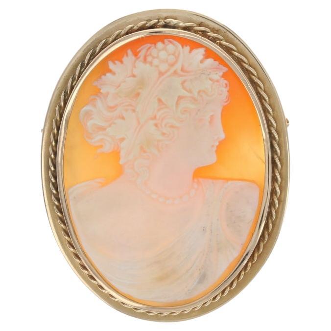 Yellow Gold Carved Shell Vintage Brooch - 14k Cameo Silhouette Oval Pin For Sale
