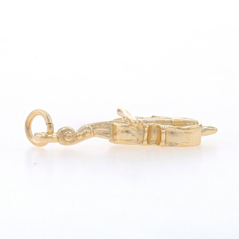 Yellow Gold Cello Charm - 14k String Music Instrument Musician's Gift In Excellent Condition For Sale In Greensboro, NC