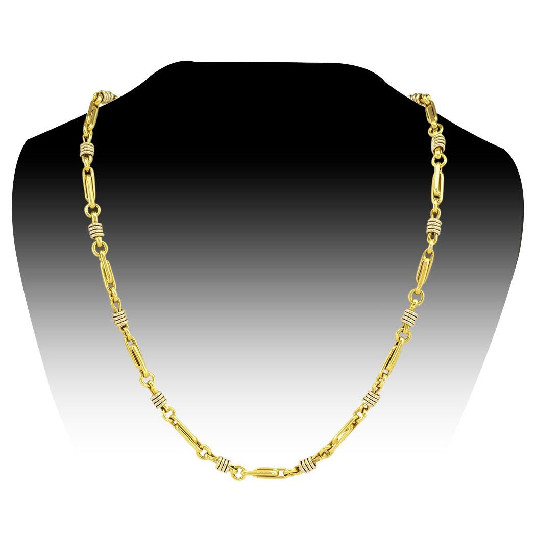 Collier italien de 19 ¾ de pouce en or jaune, circa 1990. *

À PROPOS DE CET ARTICLE :  #N1451. Faites défiler vers le bas pour les spécifications.  Voici un collier de bonne qualité au look très attrayant et d'une grande longueur pour être porté