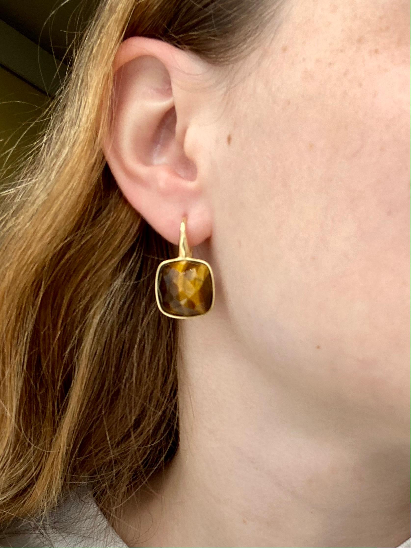 Women's or Men's Yellow Gold Chandelier Earring with a Tiger Eye Stone For Sale