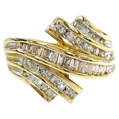 Gelbgold-Diamantring mit Kanalfassung