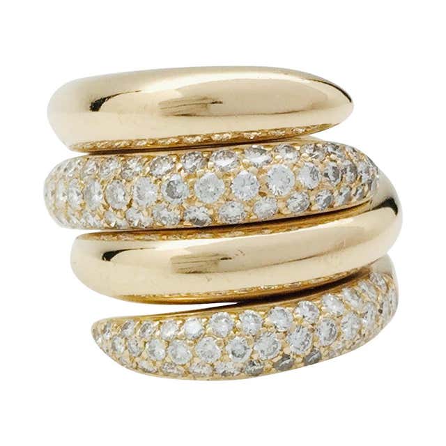Yellow Gold Chaumet Rings 