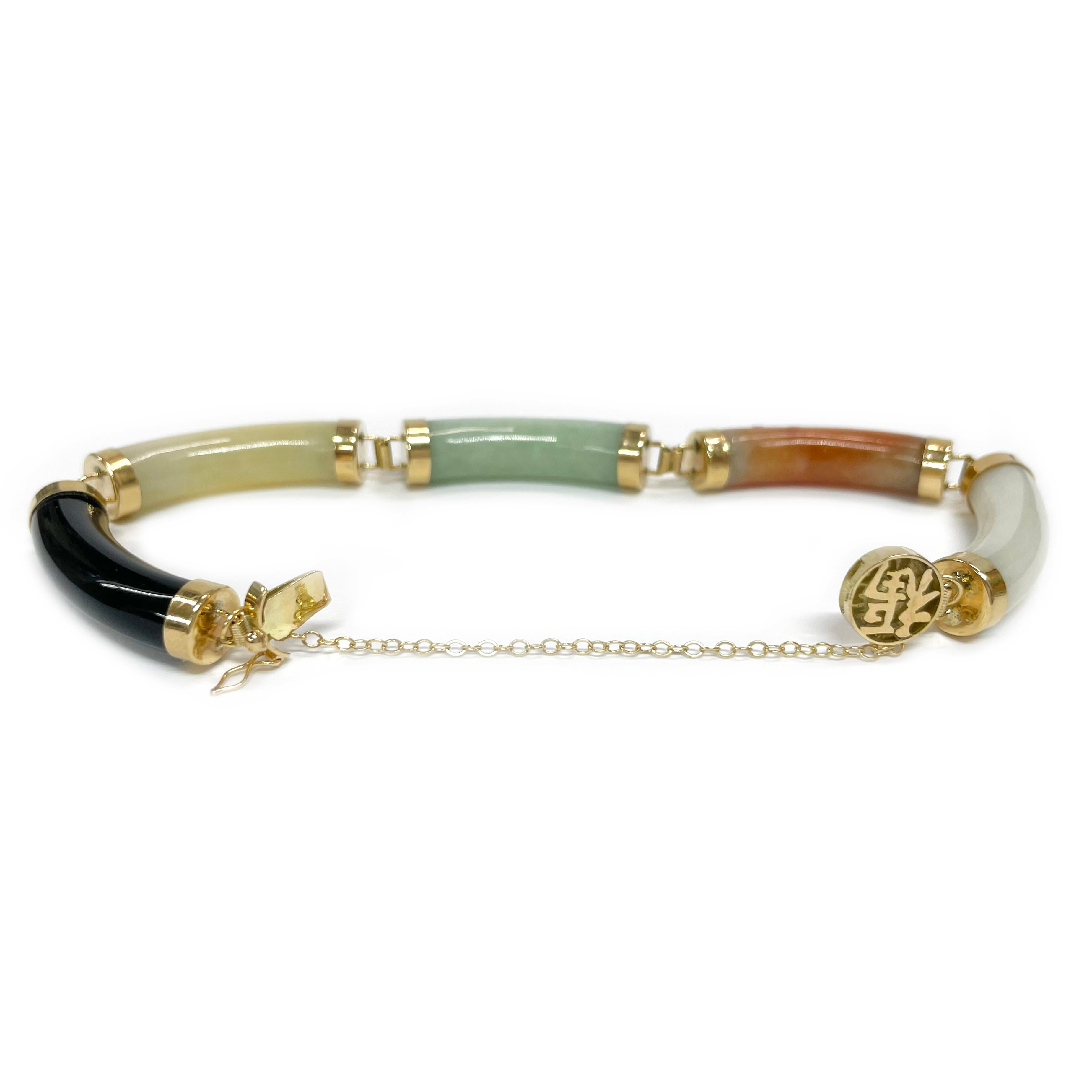 Non taillé Bracelet chinois à maillons en or jaune et jade multicolore en vente