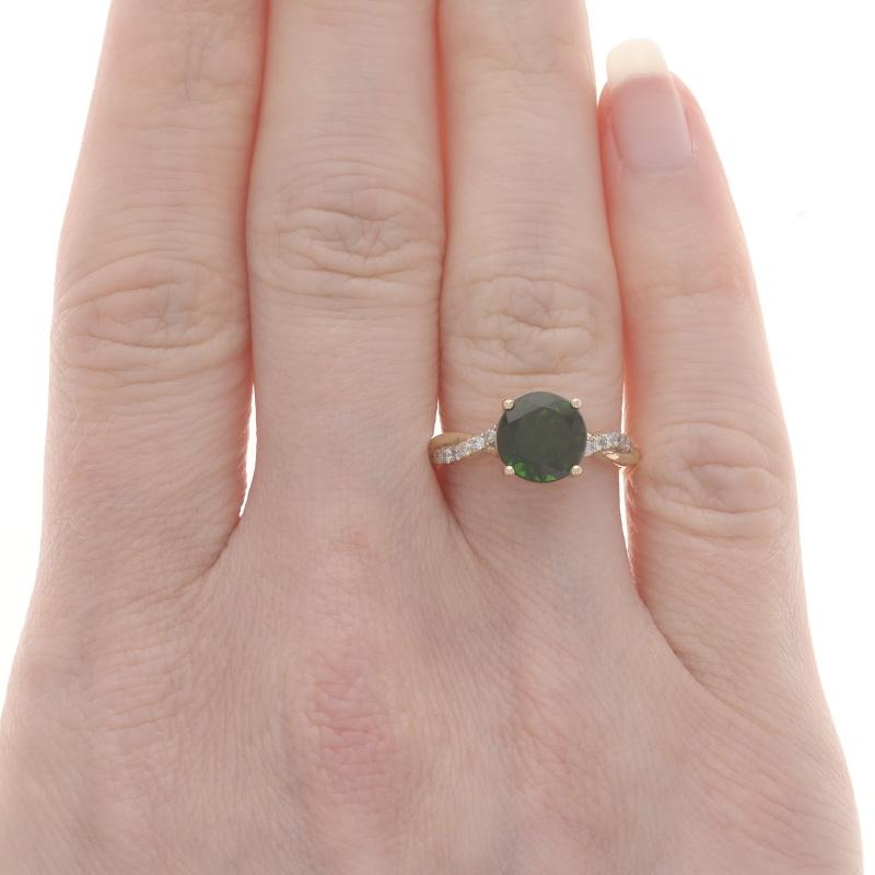 Taglio rotondo Anello in oro giallo con diopside e diamanti - 10k Round 1.80ctw Twist in vendita