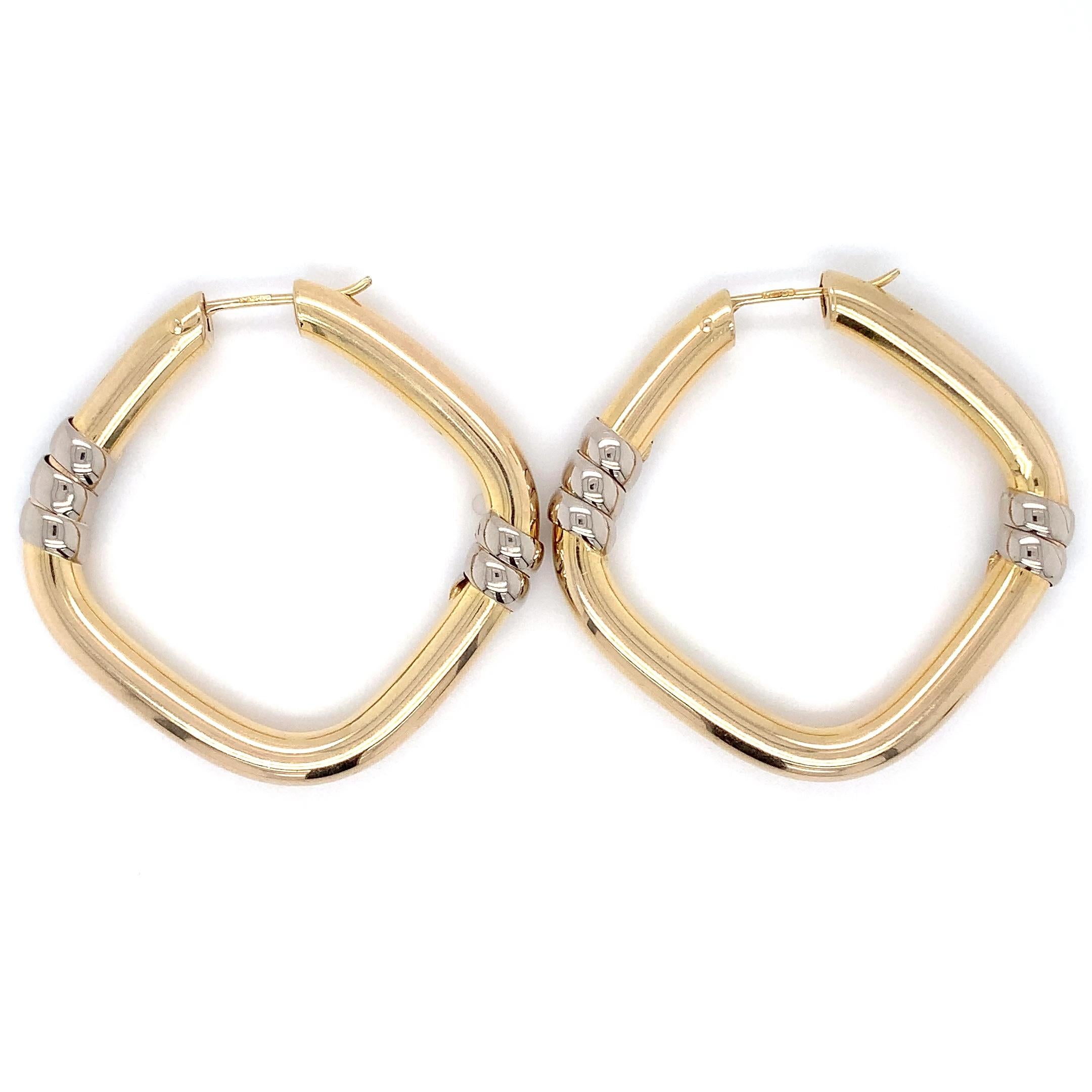 Yellow gold chunky hoops huggie large earrings For Sale 1
