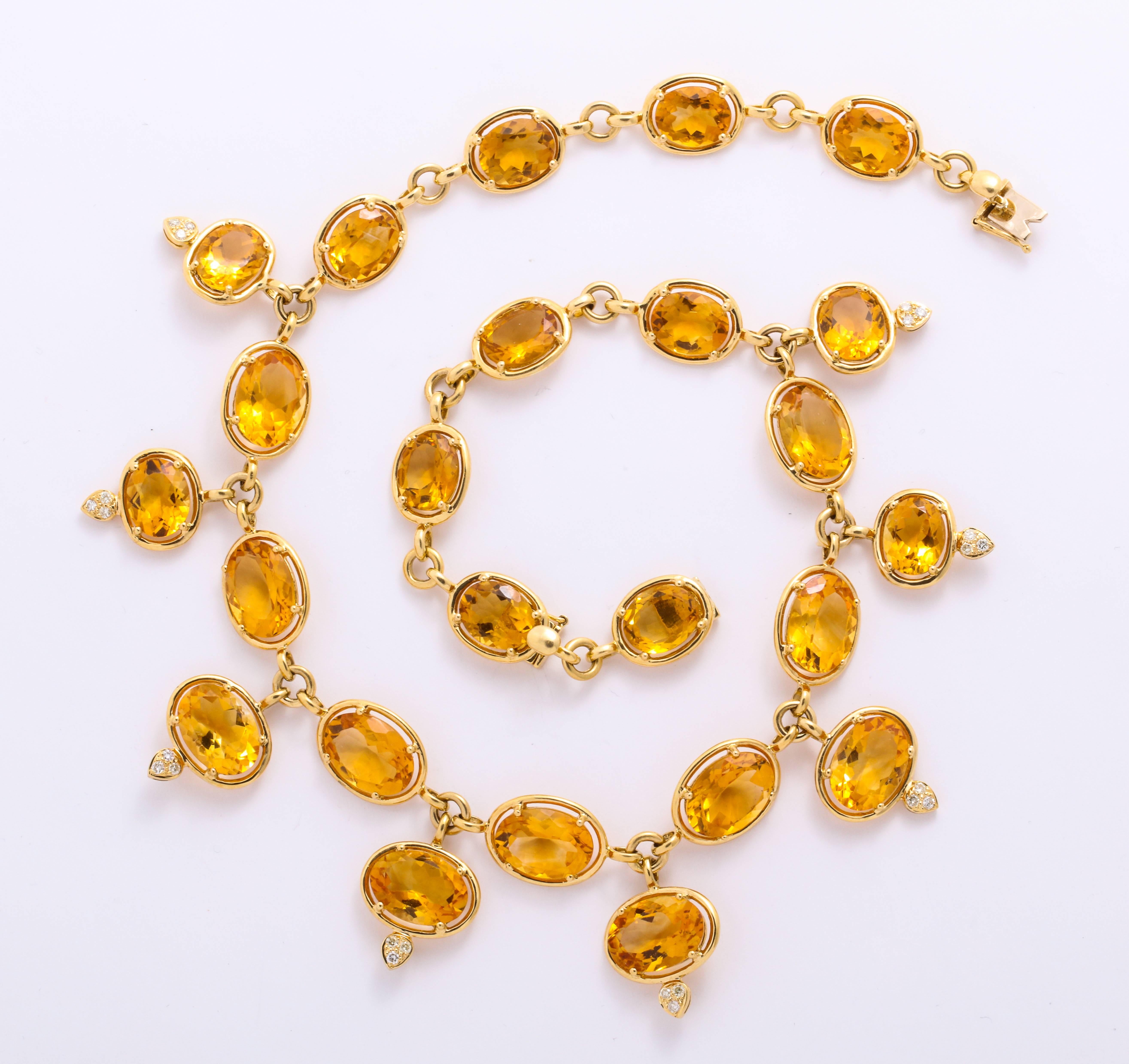 Yellow Gold, Citrine and Diamond Link Necklace In New Condition In New York, NY