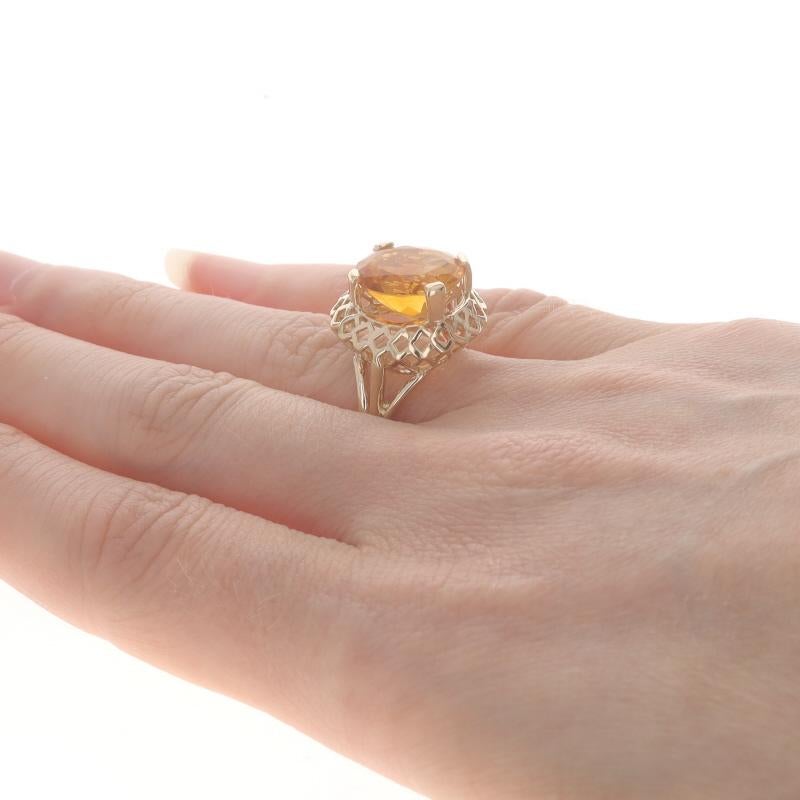Women's Yellow Gold Citrine Cocktail Solitaire Ring - 14k Oval 4.20ct Lace Border For Sale