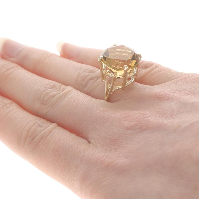 Yellow Gold Citrine Cocktail Solitaire Ring 14k Rnd w/Star Facet Pavilion 1.65ct In Excellent Condition For Sale In Greensboro, NC