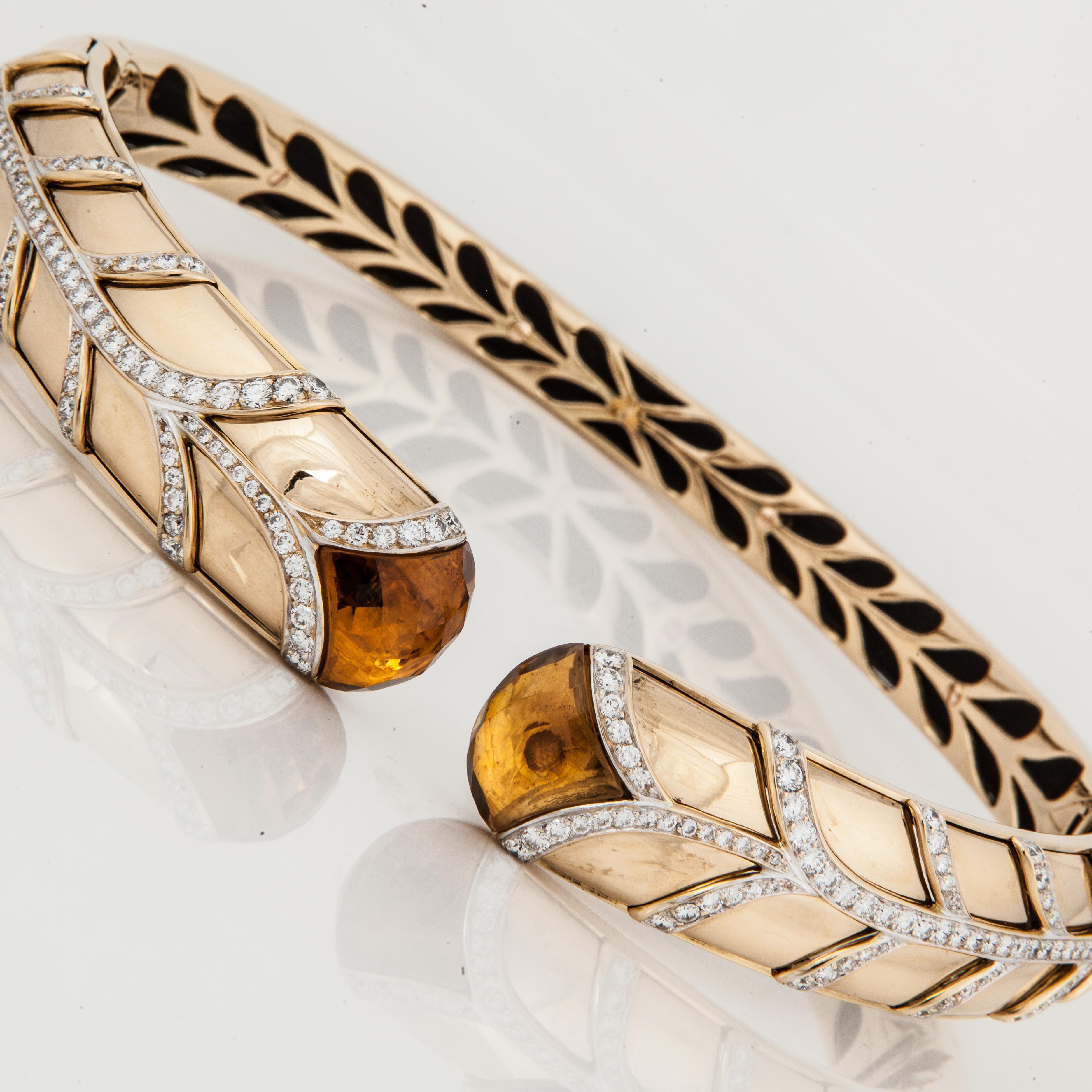 Citrine and Diamond Collar Necklace in 18K Gold In Good Condition For Sale In Houston, TX