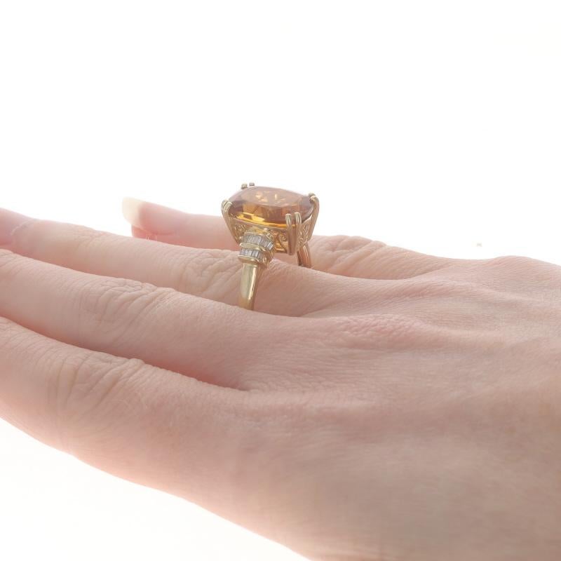 Bague en or jaune avec citrine et diamant - 10k Coussin 5.62ctw Pour femmes en vente
