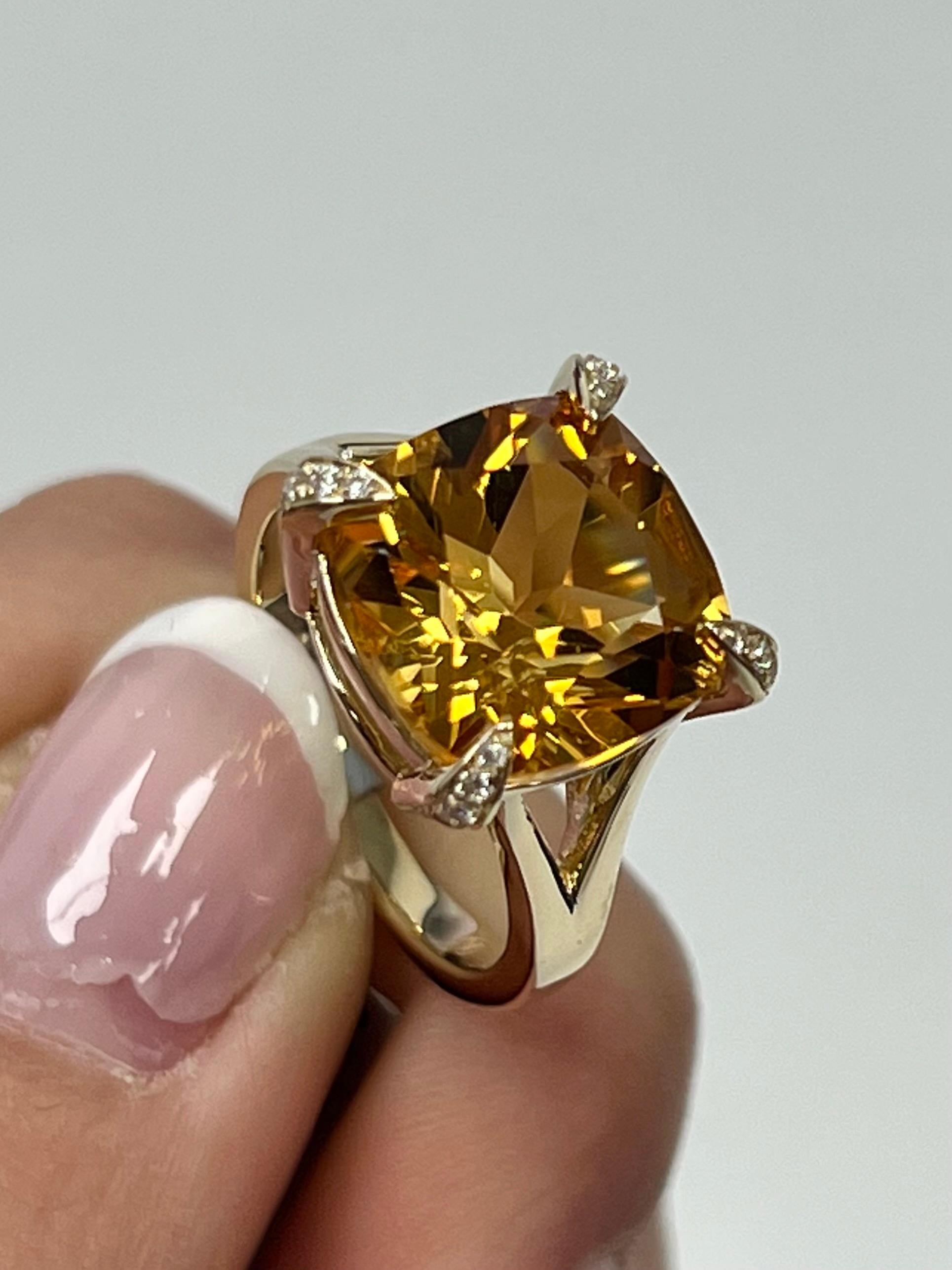 Yellow Gold Citrine Diamond Ring In New Condition For Sale In Great Neck, NY