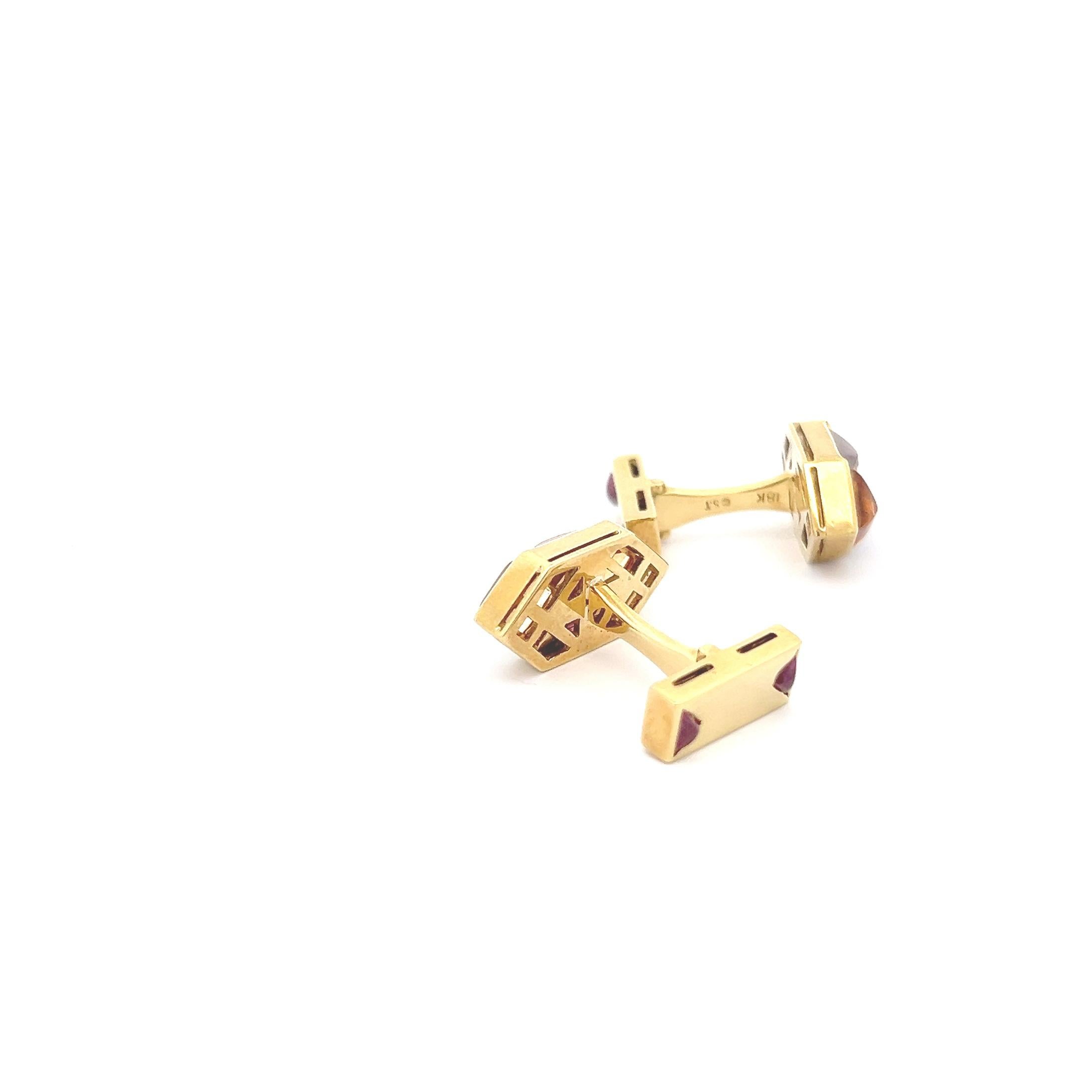 Yellow Gold Citrine Garnet Cufflinks In New Condition For Sale In New York, NY