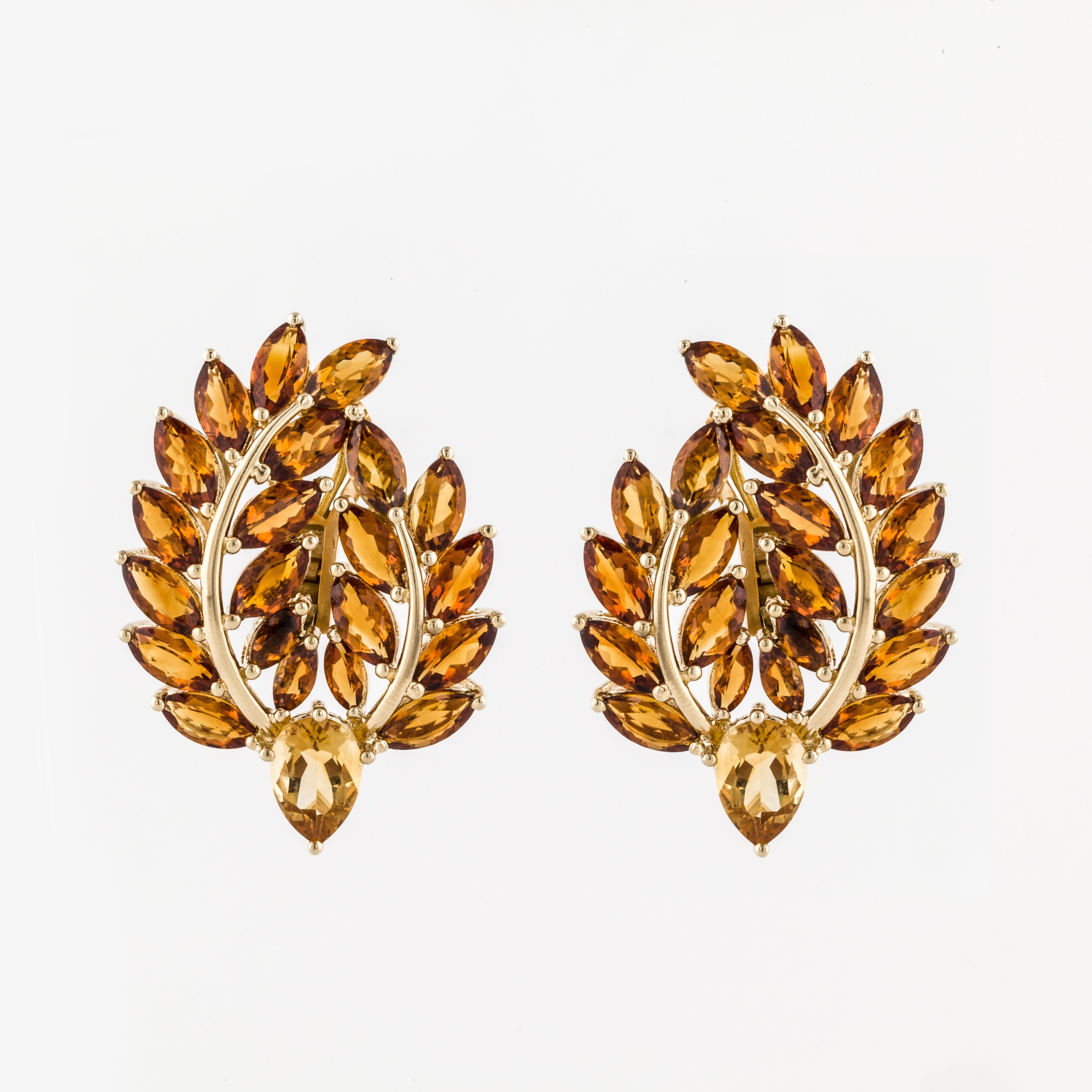 Citrine Cluster Leaf Earrings in 18K Gold In Good Condition For Sale In Houston, TX
