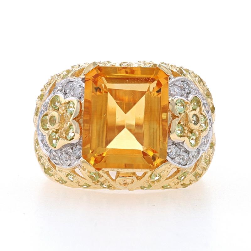 Dimensioni: 6 1/4
Costo della taglia: Una taglia in più per $50 o una taglia in meno per $40

Contenuto metallico: Oro giallo 14k e oro bianco 14k

Informazioni su A. Stone

Citrino naturale
Trattamento: Riscaldamento
Carati: 5,60ct
Taglio: