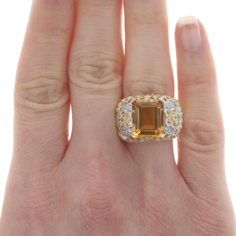 Taglio smeraldo Anello Cocktail in oro giallo con quarzo citrino e diamante 14k Smeraldo 6.62ctw in vendita