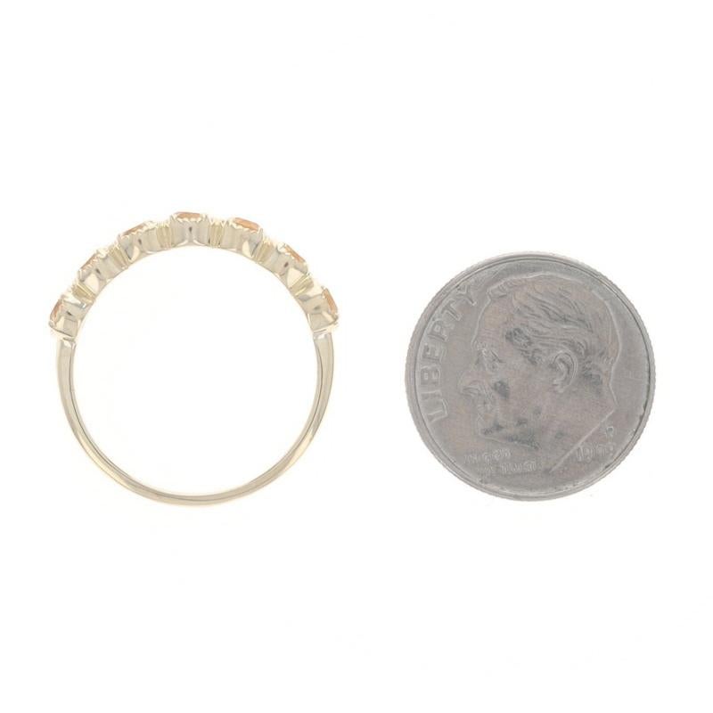 Bandeau en or jaune à sept pierres en citrine - 14k Round .70ctw Quatrefoil Ring en vente 1