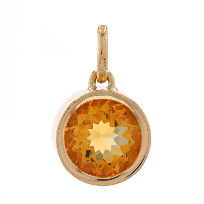 Contenu du métal : Or jaune 18k

Informations sur les pierres

Citrine Naturelle
Traitement : Chauffage
Carat(s) : 2.40ct
Coupe : Ronde

Total des carats : 2.40ct

Style : Solitaire
Caractéristiques : Pierre sertie

Mesures

Hauteur (à partir de