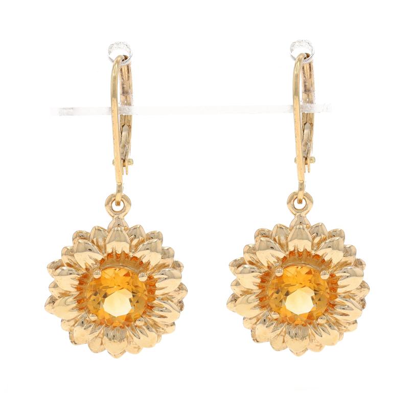 Contenido de metal: Oro amarillo de 14 quilates

Información sobre Stone

Citrino natural
Tratamiento: Calentamiento
Quilate(s): 1,40ctw
Corte: Redonda

Quilates totales: 1,40ctw

Estilo Colgante
Tipo de cierre: Cierres de palanca
Tema: Girasol,
