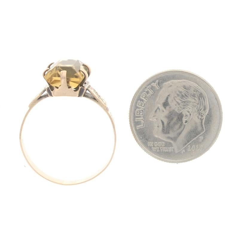 Yellow Gold Citrine Victorian Solitaire Ring - 10k Emerald 2.80ct Etched Antique For Sale 1