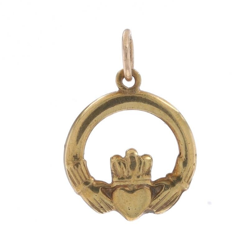 Yellow Gold Claddagh Charm - 14k Friendship Love Marriage Pendant In Excellent Condition For Sale In Greensboro, NC