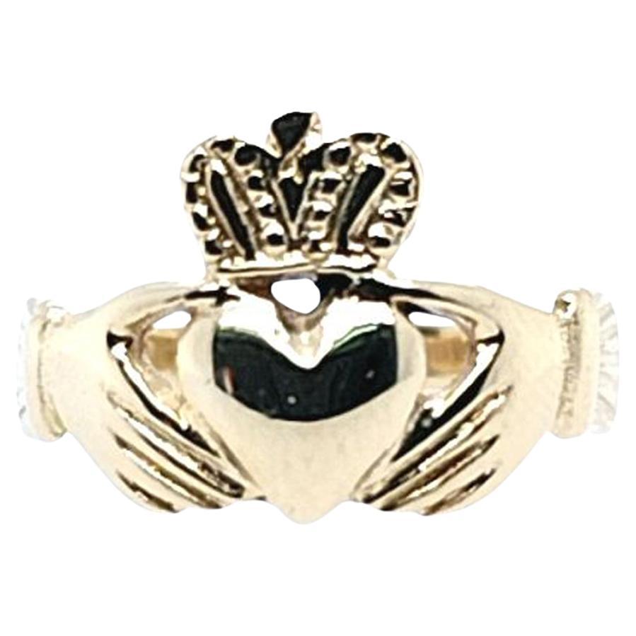 Yellow Gold Claddagh Ring For Sale