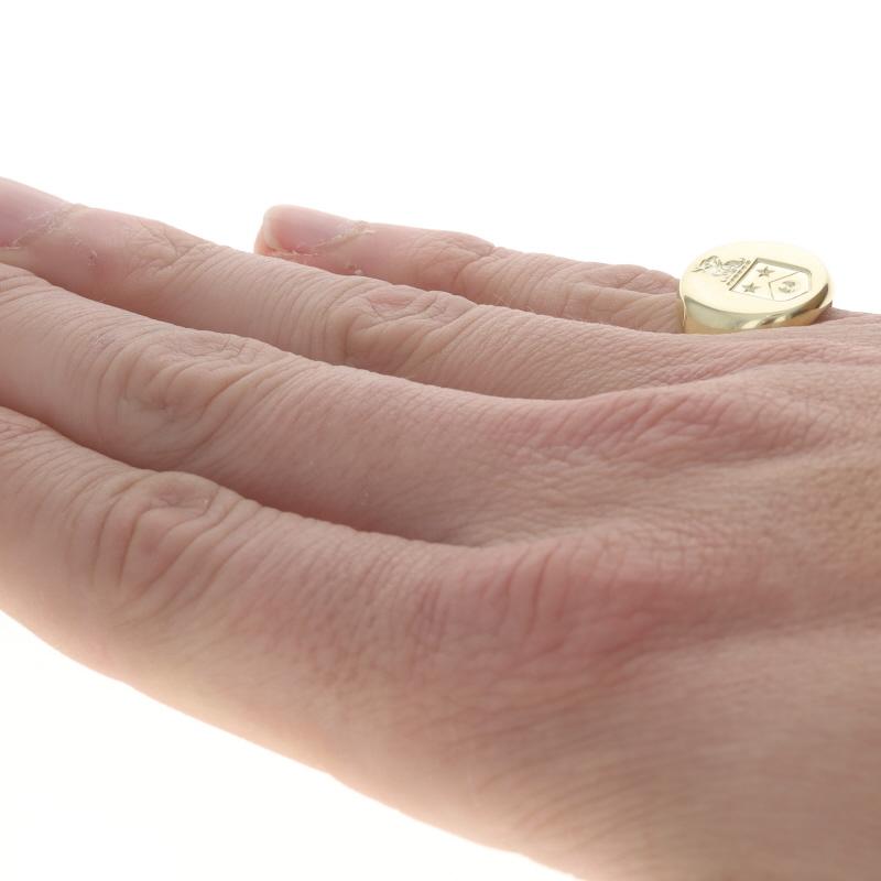 Yellow Gold Coat of Arms Men's Signet Ring -14k Eagle Stars Crescent Moon Shield For Sale 2