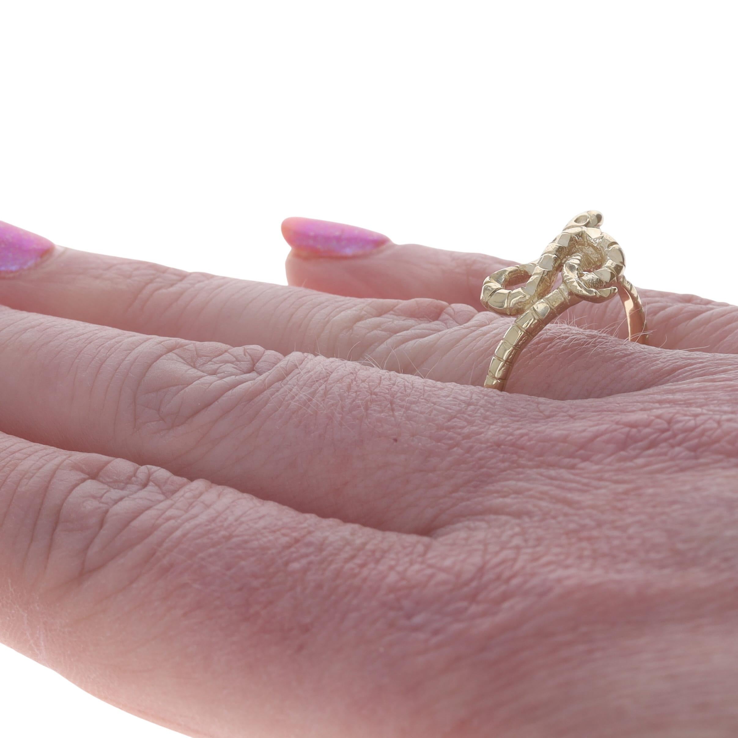 Anello bypass con dichiarazione di serpente arrotolato in oro giallo - 10k Serpent in vendita 1