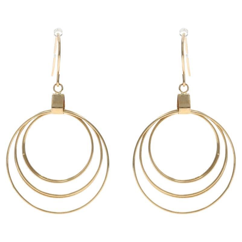 Orecchini a cerchio concentrico in oro giallo 14k con cerchi a cerchio forato in vendita