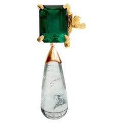 Yellow Gold Contemporary Daffodil Flower Pendant Necklace with Tourmalines Yellow Gold Contemporary Daffodil Flower Pendant Necklace with Tourmalines