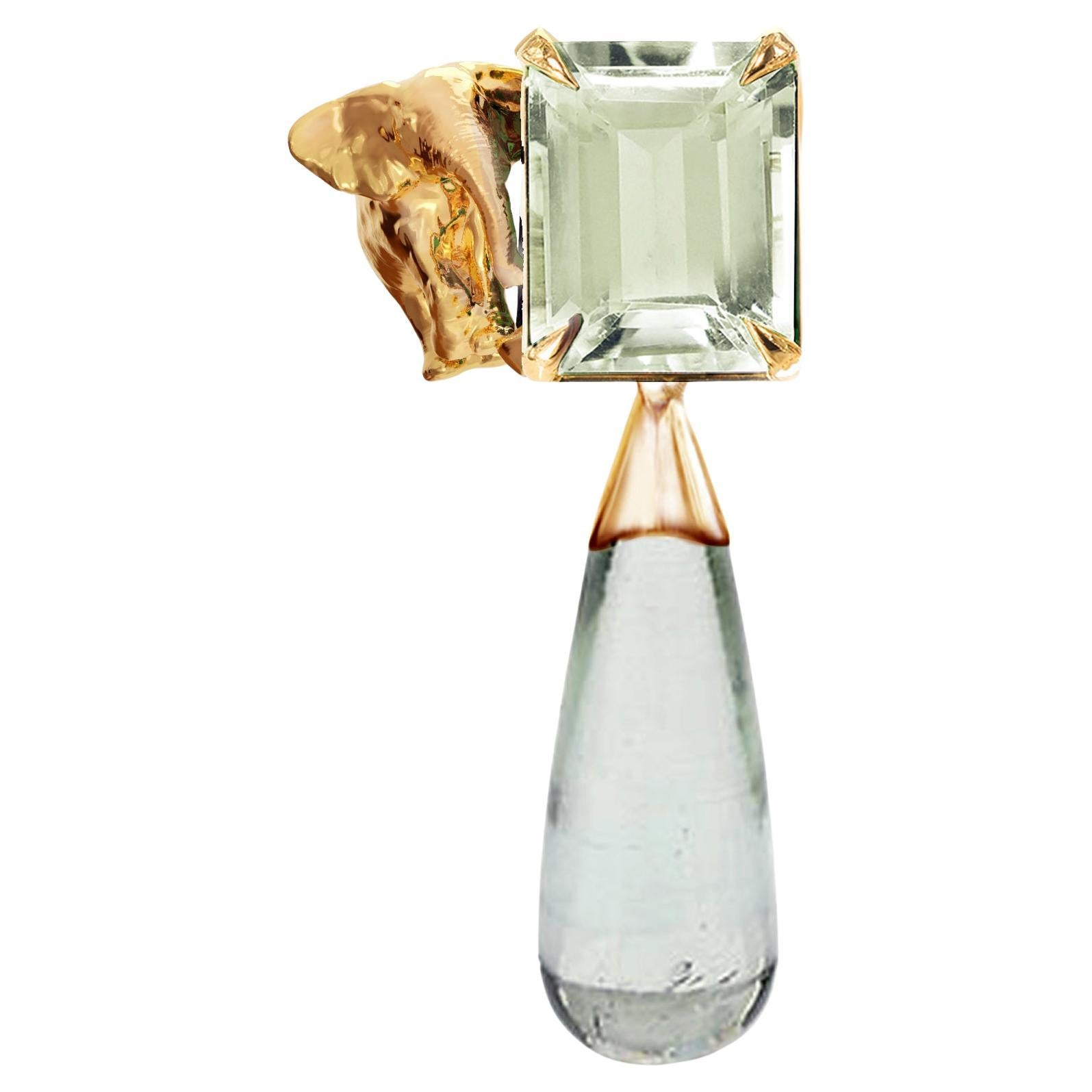 Broche éléphant contemporaine en or jaune avec tourmaline