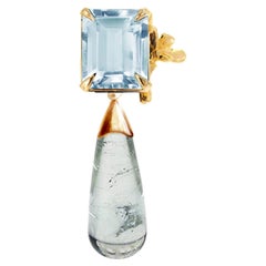 Yellow Gold Contemporary Floral Pendant Necklace with Tourmaline and Topaz