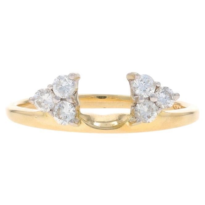 Bague de garde en or jaune 14k brillant rond .30ctw en vente