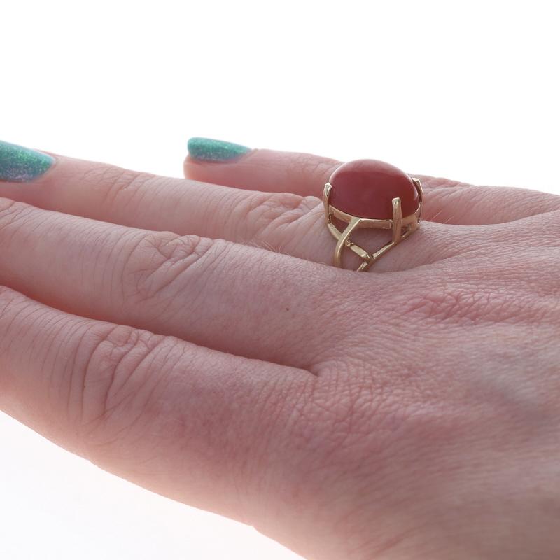 Yellow Gold Coral Cocktail Solitaire Bypass Ring - 14k Oval Cabochon In Excellent Condition For Sale In Greensboro, NC
