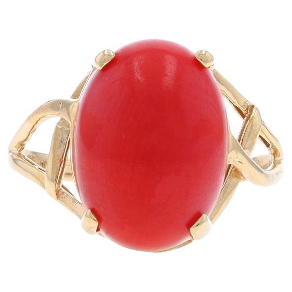 Yellow Gold Coral Cocktail Solitaire Bypass Ring - 14k Oval Cabochon For Sale