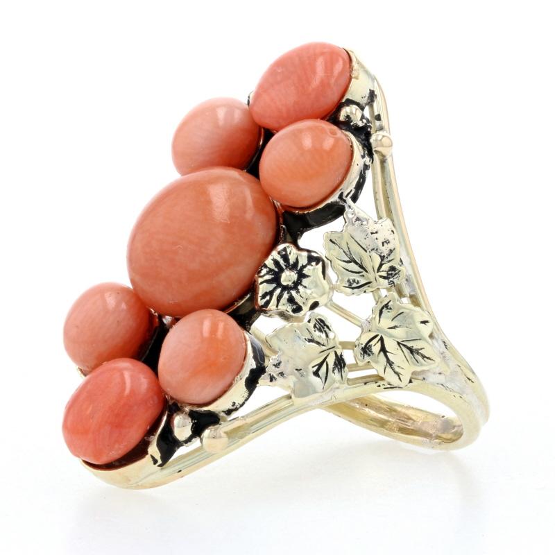 Perle Bague cocktail grappe édouardienne en or jaune 14 carats à fleurs anciennes en vente