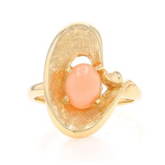 Yellow Gold Coral Solitaire Ring - 14k Oval Cabochon