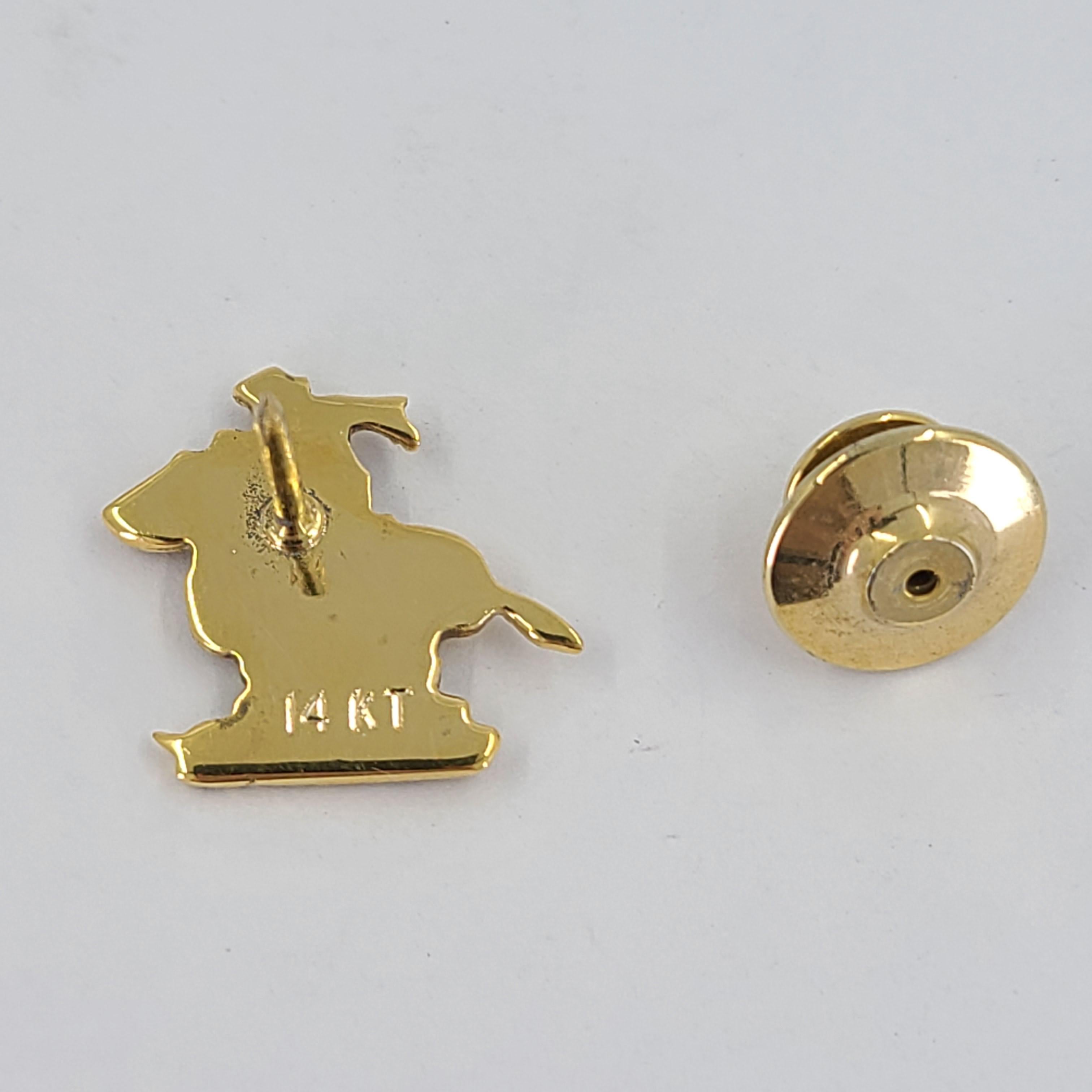 Women's or Men's Yellow Gold Cowboy Horse Lapel Pin For Sale