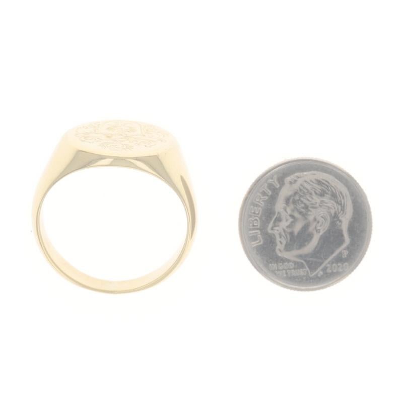Yellow Gold Crest Signet Men's Ring - 18k Coat of Arms For Sale 3